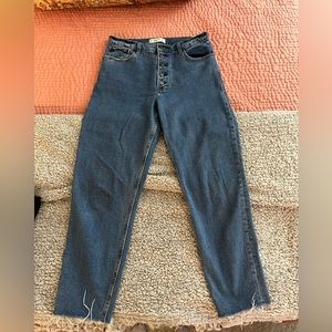 Abercrombie & Fitch The Mom High Rise denim jeans Size 29/R